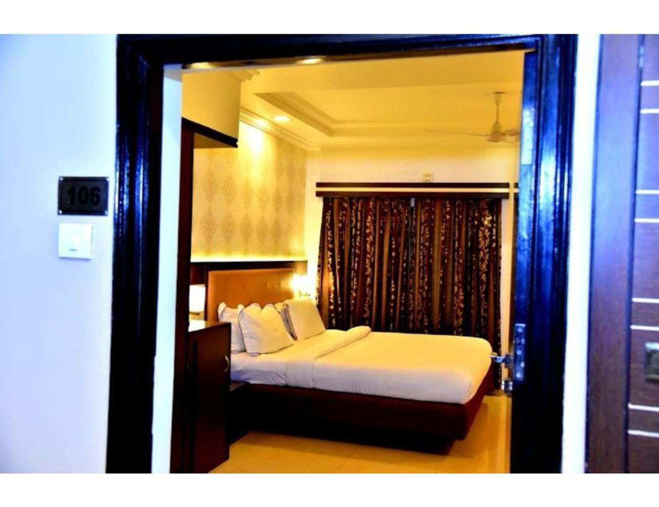 The Grand Krishna Luxury Hotel, Chikmagalūr 外观 照片