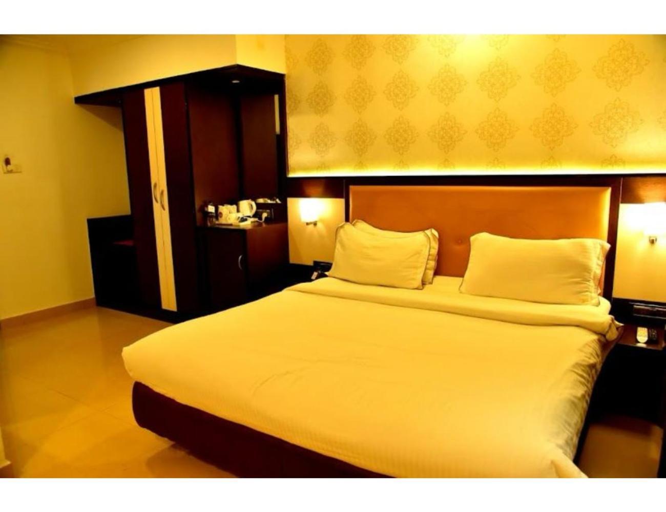 The Grand Krishna Luxury Hotel, Chikmagalūr 外观 照片